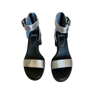 Silver Zodiac strappy sandals Size 8 NEW